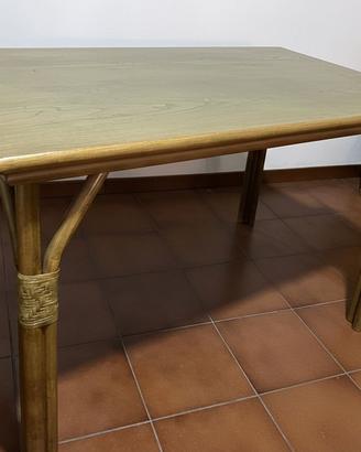madia,  tavolo con sedie in bambu colore verde