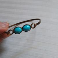 bracciale con pietre colorate 