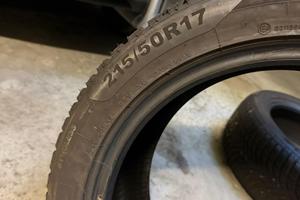 Gomme 215/50 R17