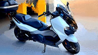 scooter MaxiSym 500TL 