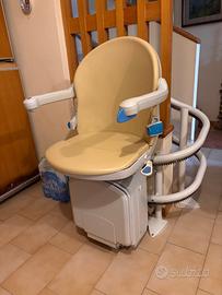 Poltroncina Montascale elettrica nuova!!TRATTABILE
