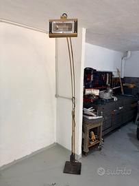 Lampada alogena da salotto