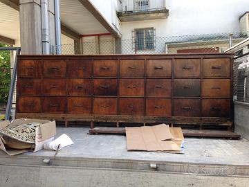 Cassettiera originale