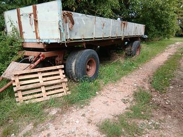 Uso aggicolo rimorchio