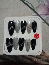 PRESS ON MODELLO SILVER/BLACK CON STRASS TAGLIA M