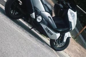 Yamaha T Max - 2010