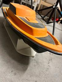 Modellino di barca in vetro resina