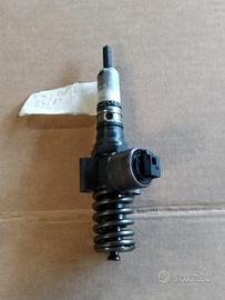 Iniettore VOLKSWAGEN GOLF 5 1968cc TDI del 2005