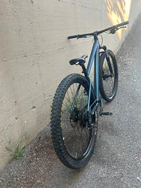 Bicicletta specialized  rockhoopper