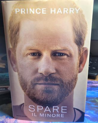 Spare il minore.Libro del principe harry Mondadori