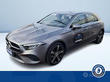 Mercedes-Benz Classe A 180d AutomaticProgress...