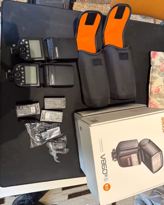 Coppia Flash Godox V860III-S (V860III S) per Sony