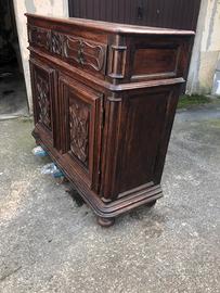 Credenza del 60o cento piamontese