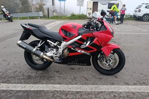 CBR 600 f