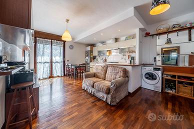 3 LOCALI A REGGIO NELL'EMILIA