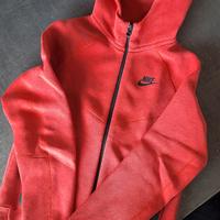 nike tech 