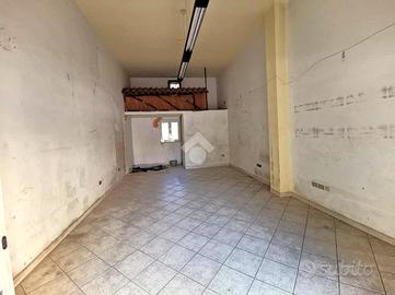 MULTILOCALE A CASTELLAMMARE DI STABIA