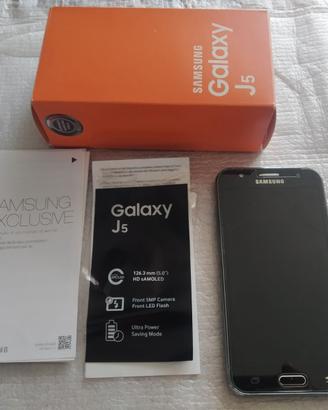 Smartphone Samsung Galaxy J5 guasto