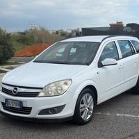 Opel Astra 1.4 16V Twinport Station Wagon Club