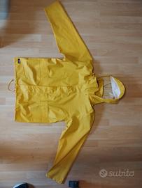 Completo antipioggia giacca + pantalone
