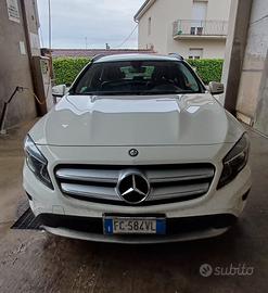 MERCEDES GLA 180 BUSINNES
