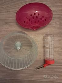 Casetta, ruota e beverino criceto