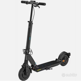 MERCEDES-BENZ Scooter elettrico MONOPATTINO