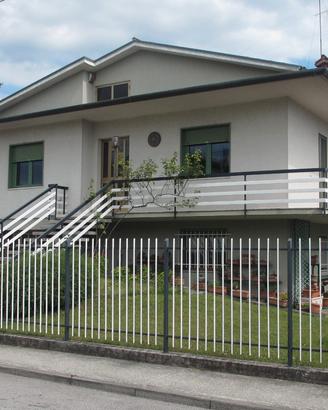 Monfalcone, casa singola di ampia metratura