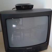 Televisore piccolo catodico.