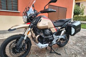 MOTO GUZZI V85TT TRAVEL