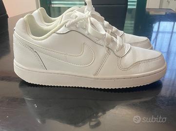 Nike donna bianca Ebernon Low tg. 37,5 (US 6,5)