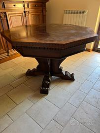 Tavolo antico ottagonale