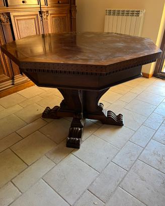 Tavolo antico ottagonale