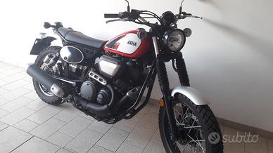YAMAHA SCR 950