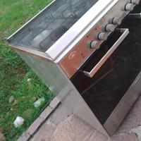 Piano cottura con forno 