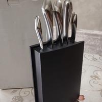 ceppo con 5 coltelli in acciaio kaiko