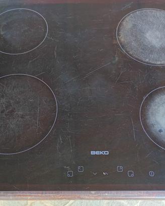 piano cottura in vetro ceramica 4 fuochi BEKO