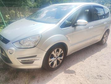 Ford s max Titanium