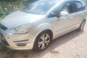 Ford s max Titanium