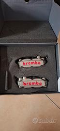 Pinze Brembo M4 interasse 108mm