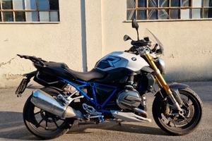 aBmw R1200R
