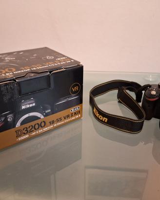 Nikon D3200 + 18-55 VR | Set Completo + Fattura