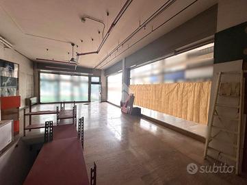 NEGOZIO A MONTEGROTTO TERME