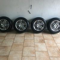 Goodyear Invernali 185 65 R15 con cerchi Dezent.