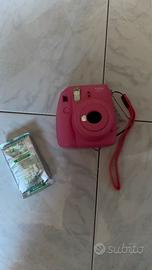 Polaroid instax mini 9