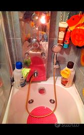 Vasca idromassaggio + doccia idromassaggio 