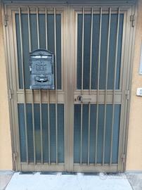 Portone ingresso alluminio