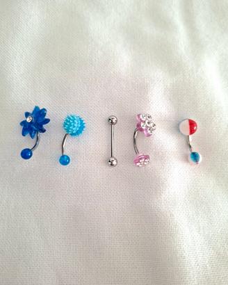 Set di cinque piercing in acciaio inox