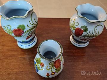 Lotto 3 vasetti in ceramica di Faenza