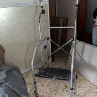 Girello ascellare anziani in acciaio